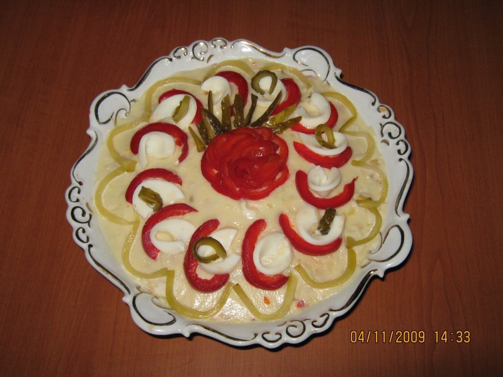 Salata  Beouf cu carne din piept de pui (a la Nico)