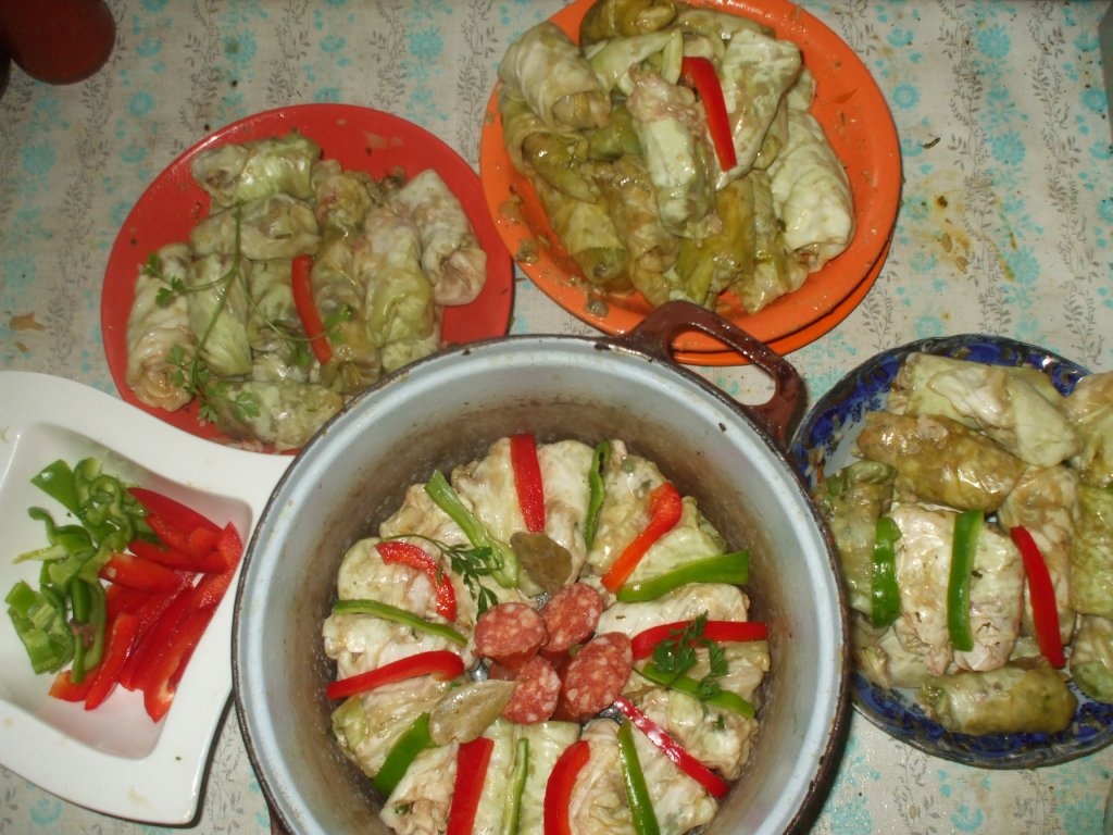 Sarmale combinate Doina