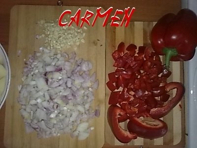 Mancare de cartofi, cu rasol alb de porc