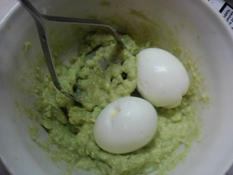 Corabioare cu avocado