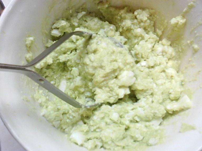 Corabioare cu avocado