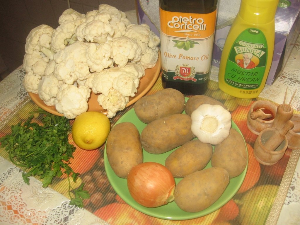Salata de conopida cu cartofi