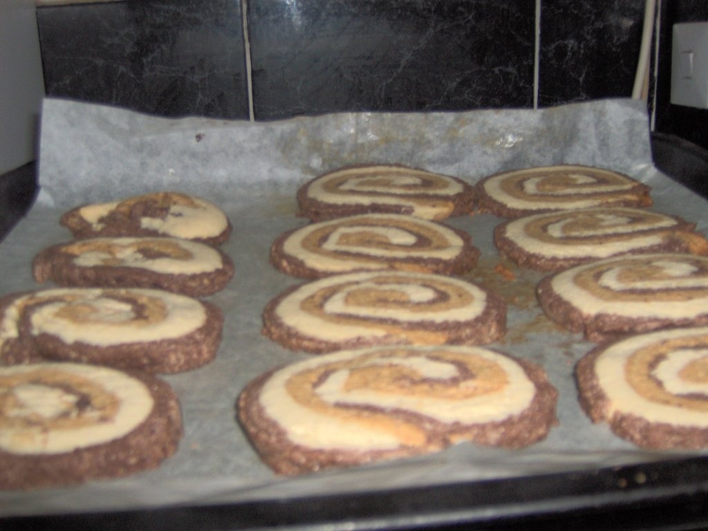 Biscuiti in trei culori