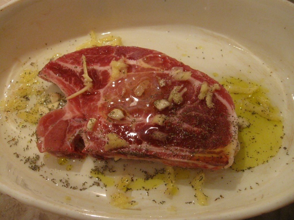 Ceafa de porc cu ghimbir si vin