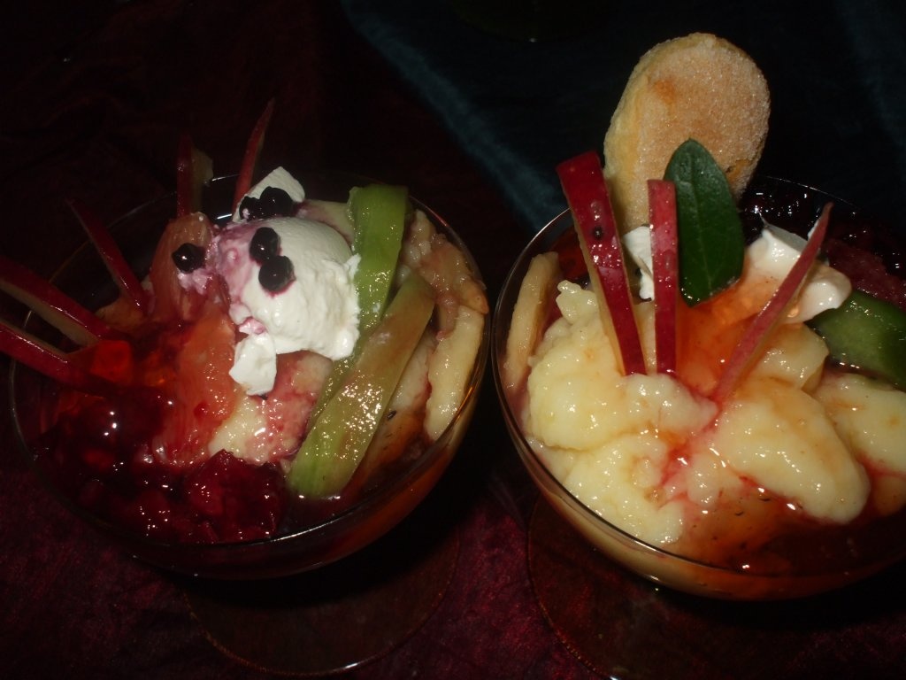 Crema de vanilie cu fructe