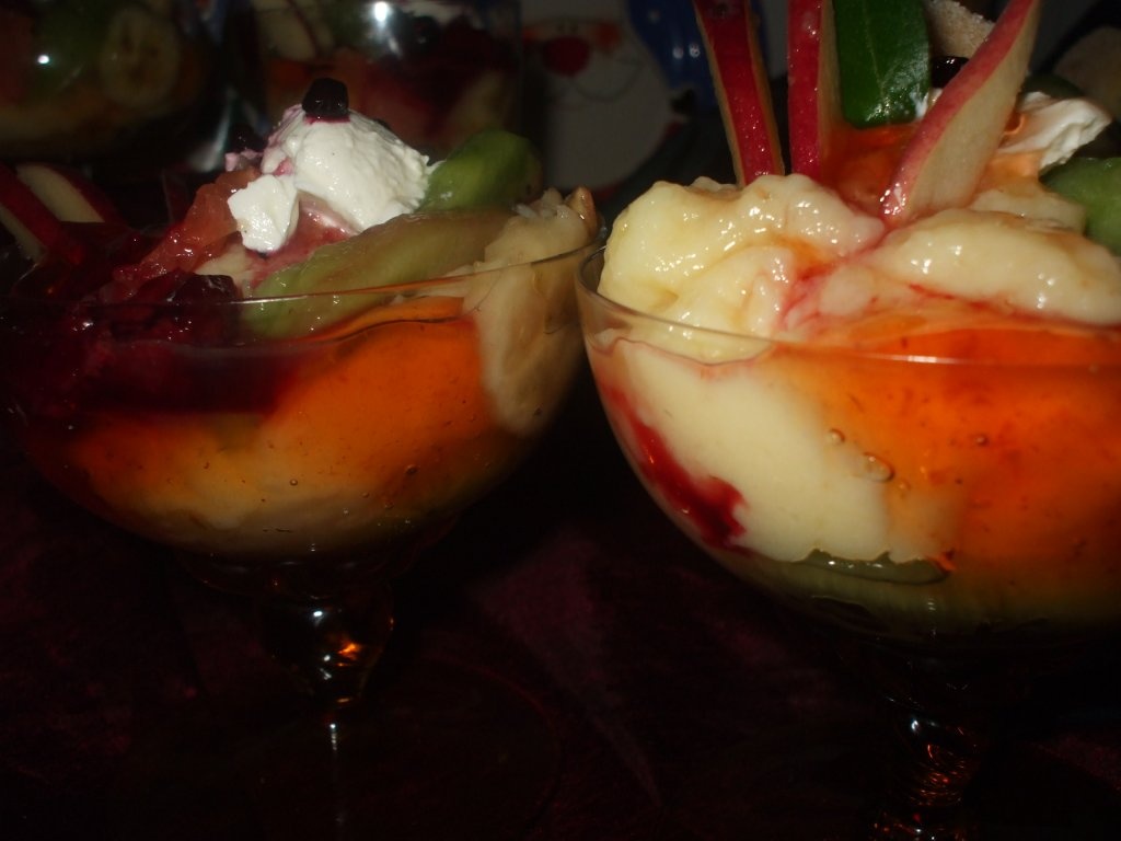 Crema de vanilie cu fructe