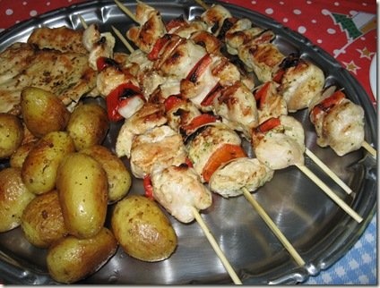 Frigarui din piept de pui la gratar