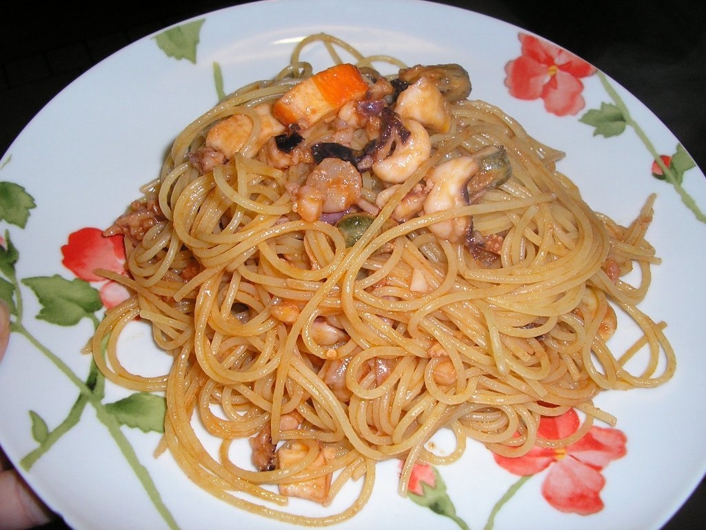 Spaghete cu fructe de mare