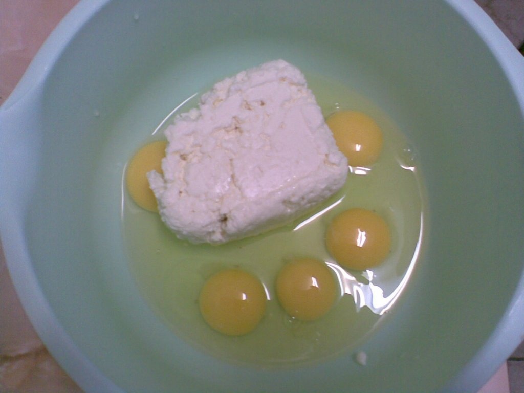 Rulada cu spanac, ciuperci si branza de vaci