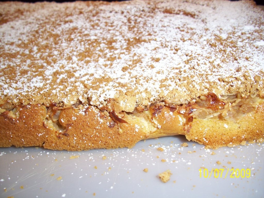 Prajitura de mere cu pandispan