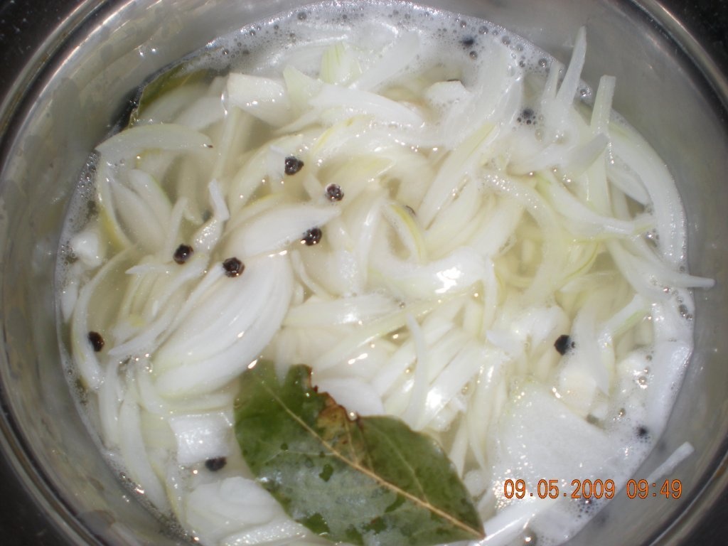 Salata de crochete cu ceapa