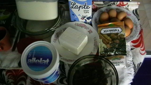 Prajitura cu branza feta