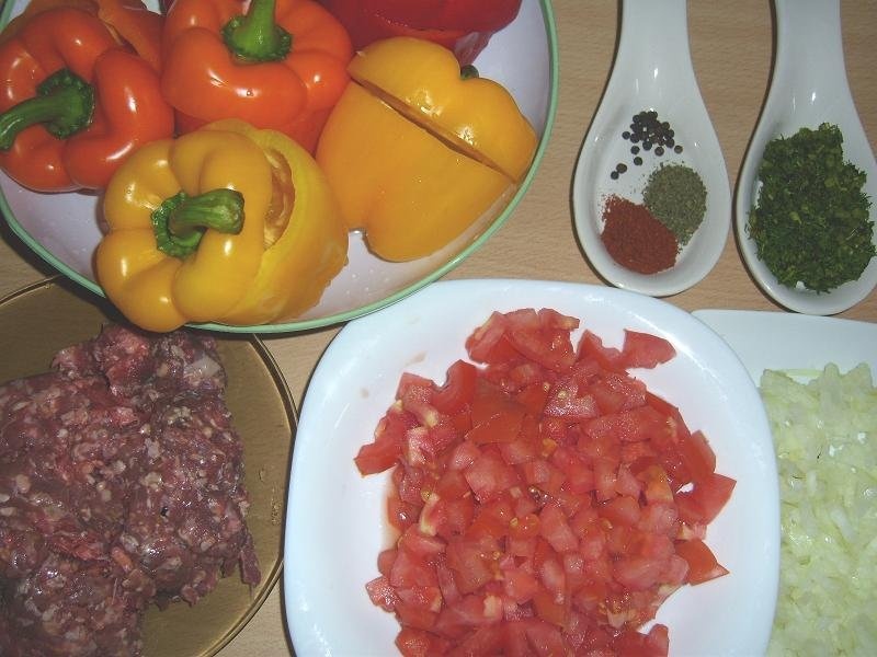 Ardei umpluti cu carne