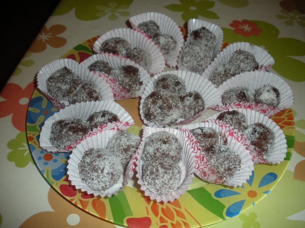 Bilute cu nuca de cocos si ciocolata