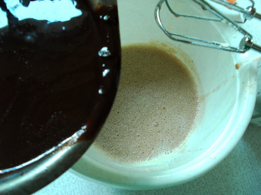 Brownie cu branza si visine