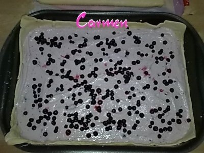 Placinta cu branza si afine