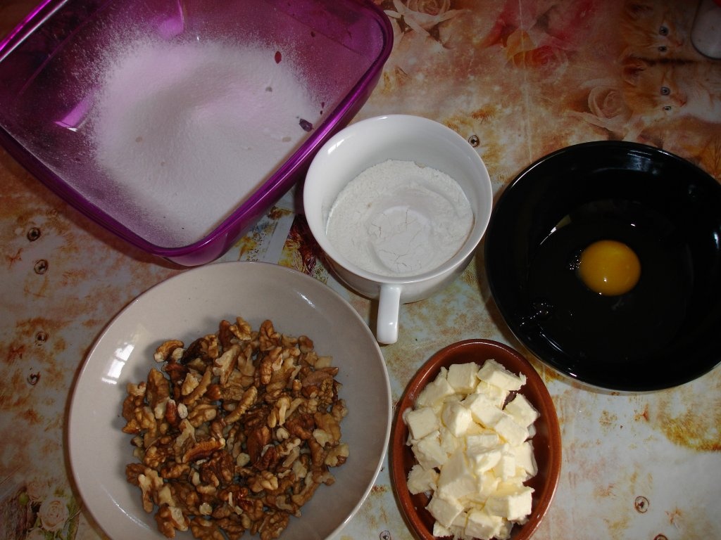 Fursecuri fragede cu nuca