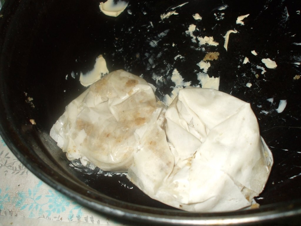 Placinta cu nuci (baclava/sarailie)