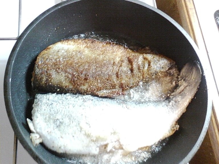 Pastrav in crusta de pesmet