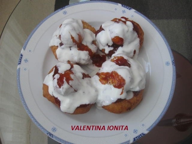 Reţetă de preparare a papanaşilor dobrogeni