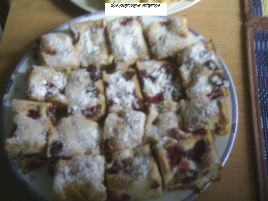 Prajitura cu  fructe