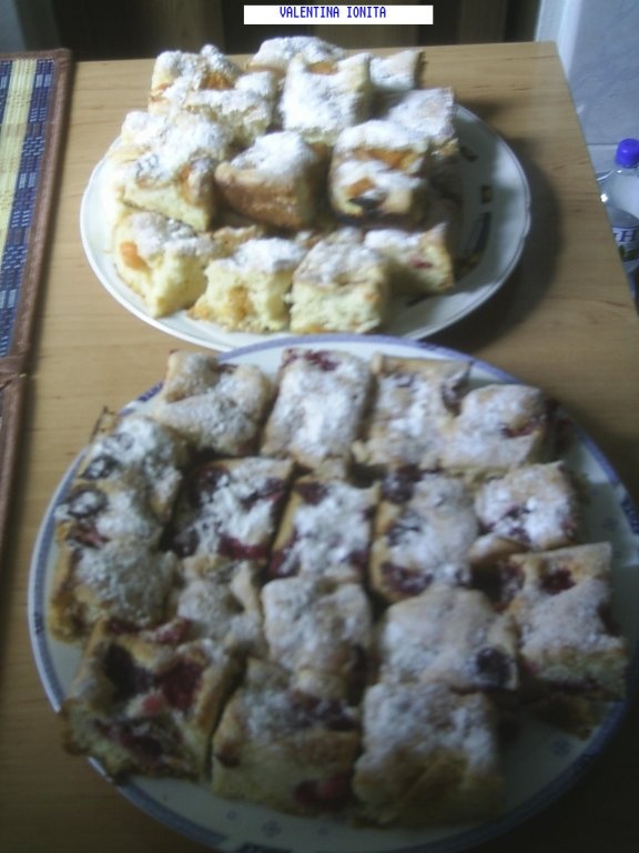 Prajitura cu  fructe