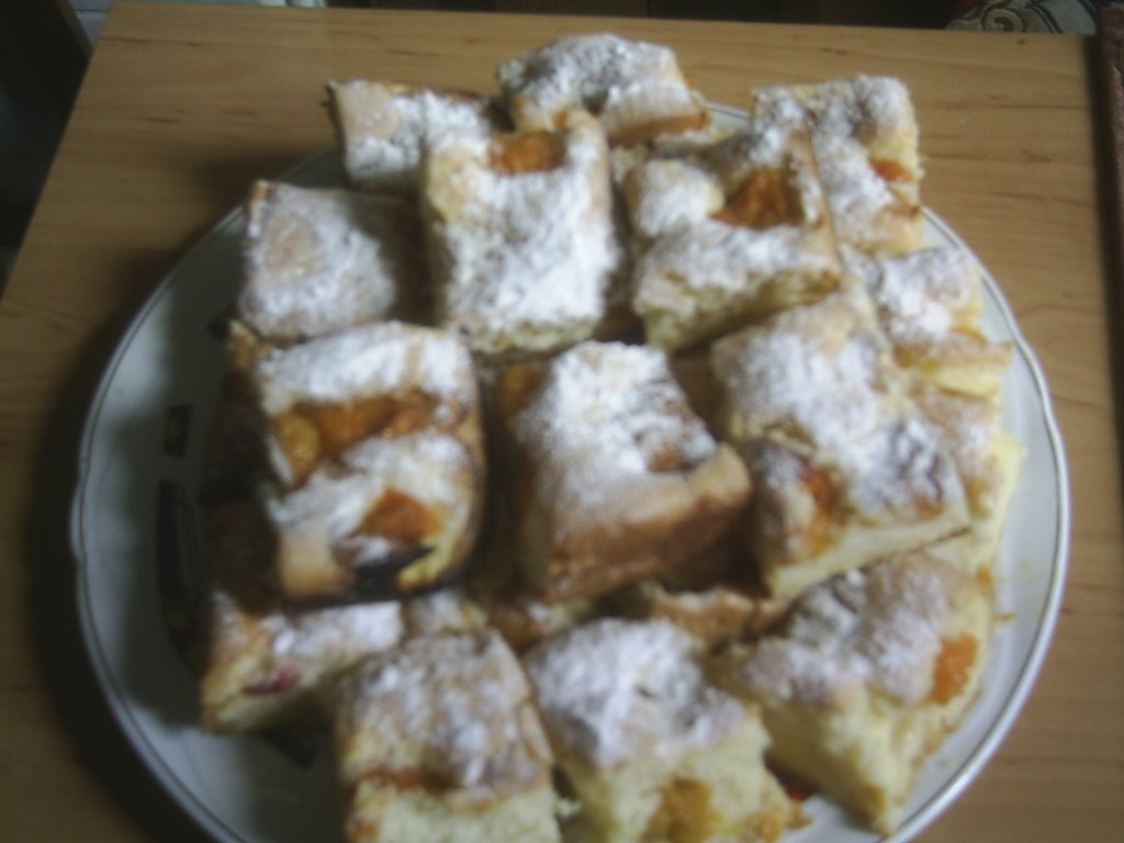 Prajitura cu  fructe