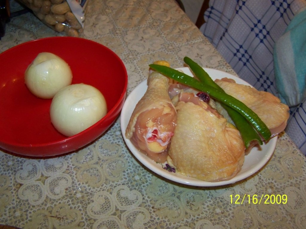 Pui cu sos de rosi si usturoi