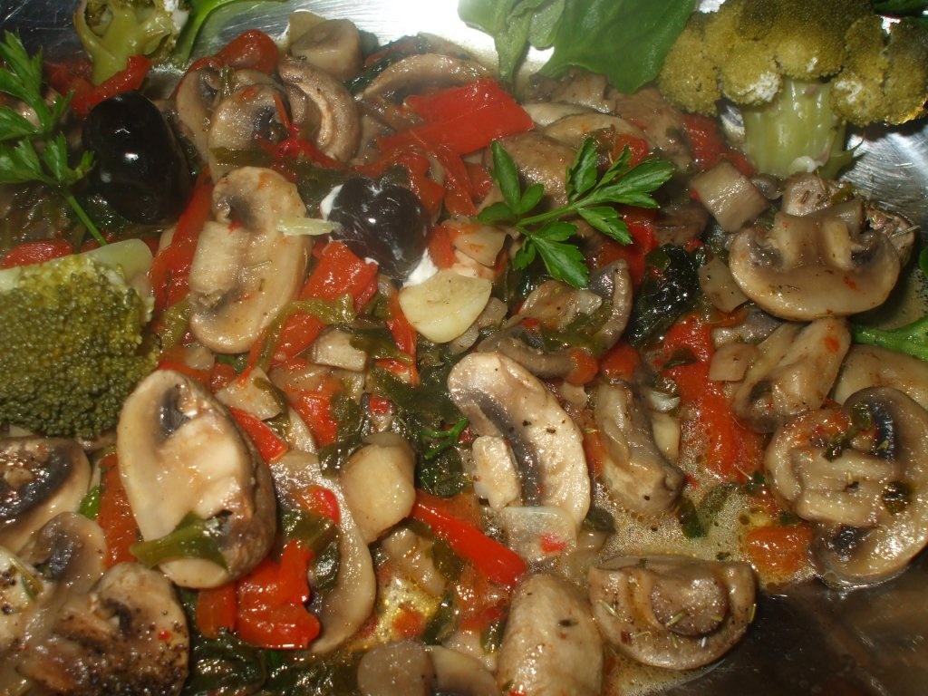 Ciuperci cu broccoli si masline