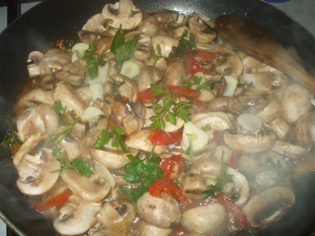 Omleta cu ciuperci si ardei