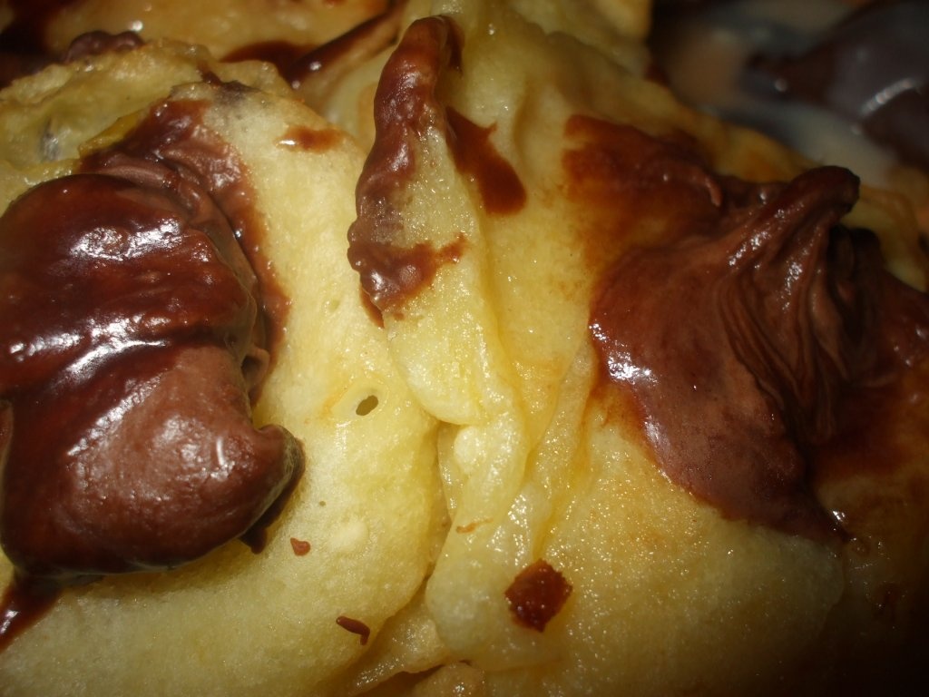 Mere in aluat, cu ciocolata