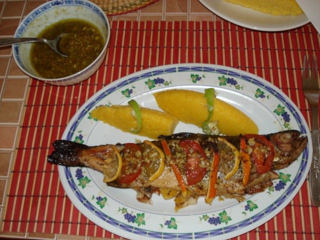 Pastrav cu anchois si lamaie