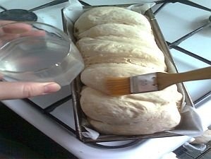 Paine de casa impletita