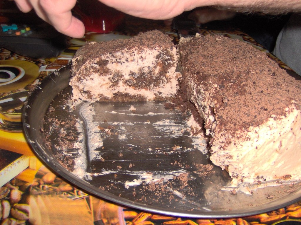 Rulada de nuci cu frisca