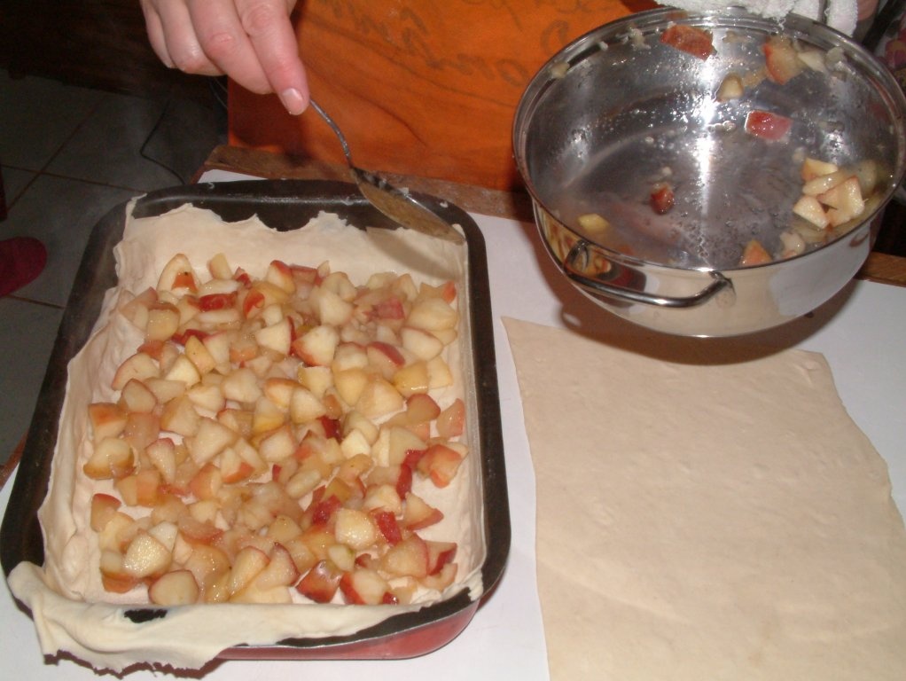 Placinta mere(rapida)