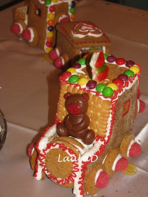 Trenulet din turta dulce