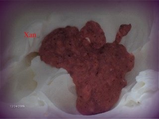 Tort cu capsuni si piersici