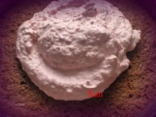 Tort cu capsuni si piersici