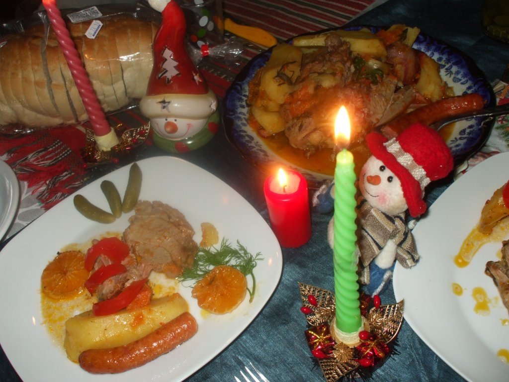 Friptura de curcan cu carnati si cartofi