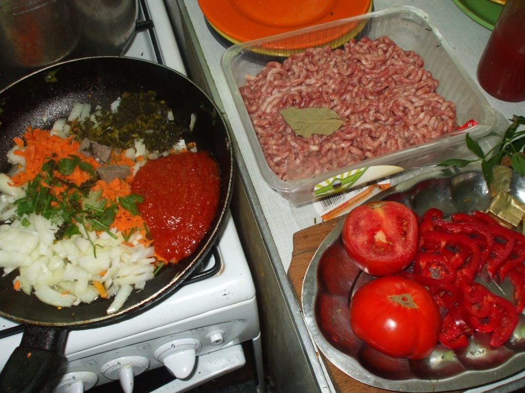 Sarmale cu carne de porc si varza acra in dovleac