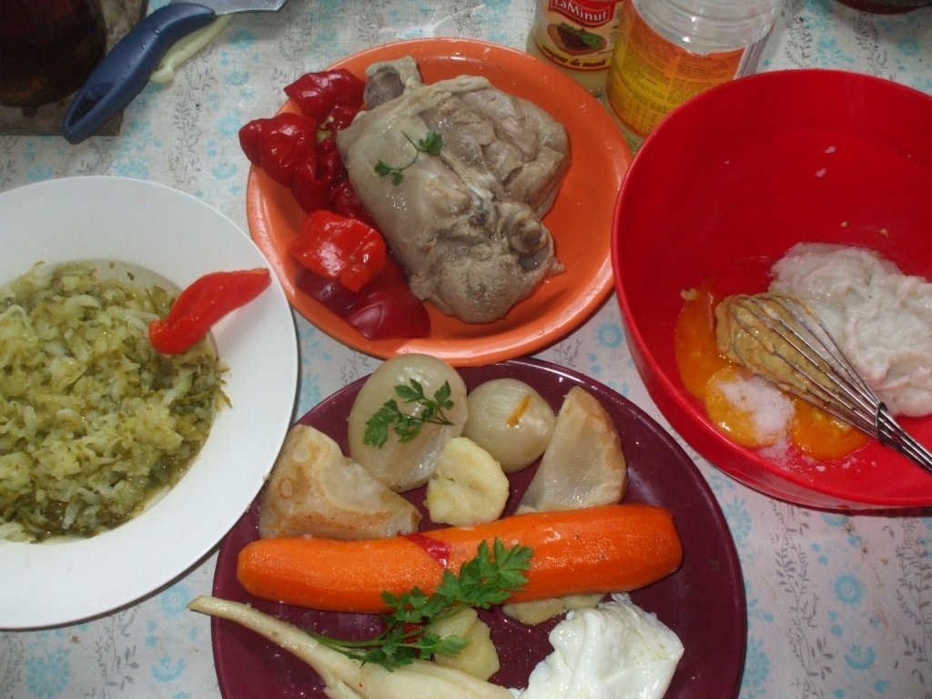 Salata tip "boeuf" cu curcan