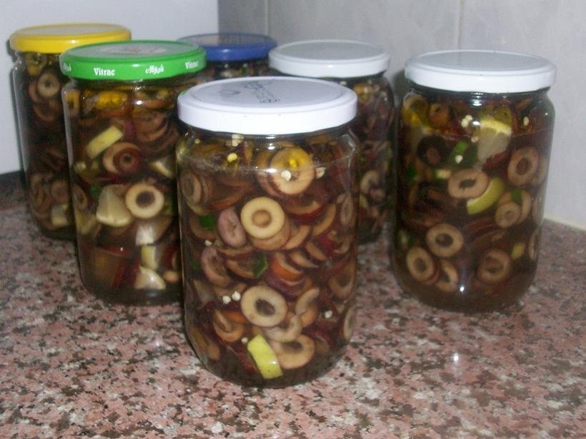 Masline murate, taiate rondele