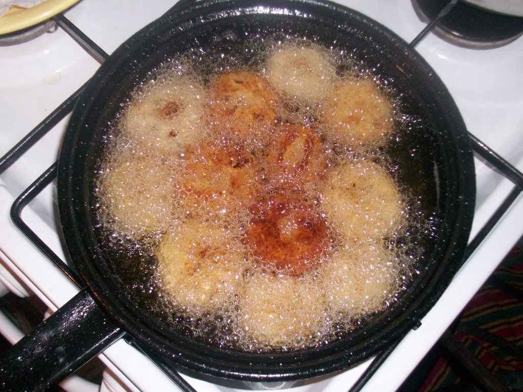 Chiftelute cu ciuperci si soia