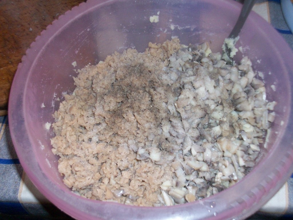 Chiftelute cu ciuperci si soia