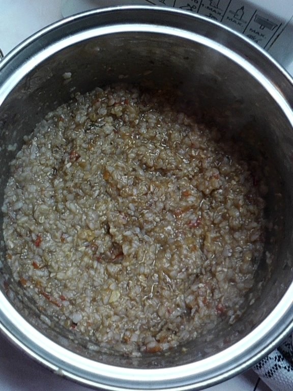 Garnitura de hrisca cu sos de peste