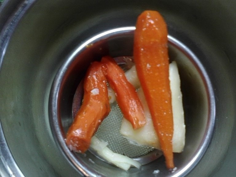 Garnitura de hrisca cu sos de peste