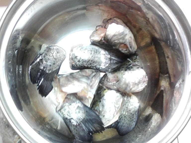 Garnitura de hrisca cu sos de peste