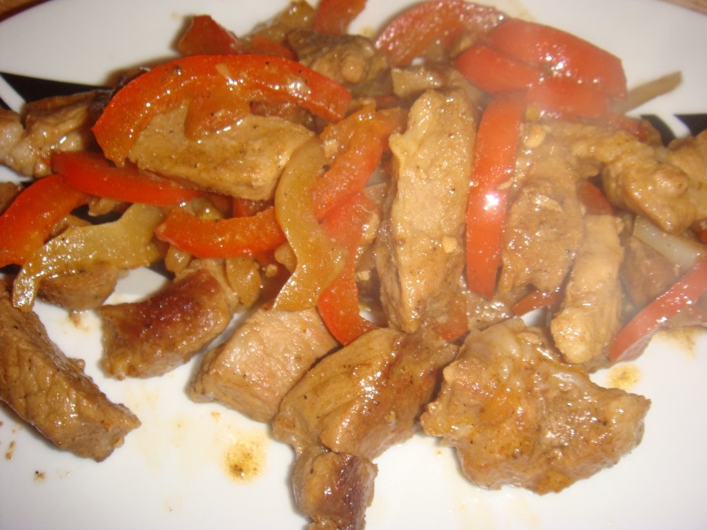 Porc picant cu ardei