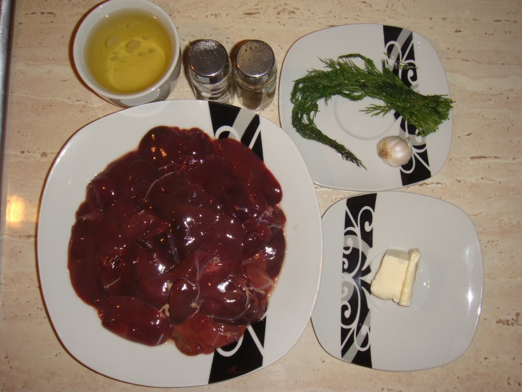 Ficatei de pui cu piure