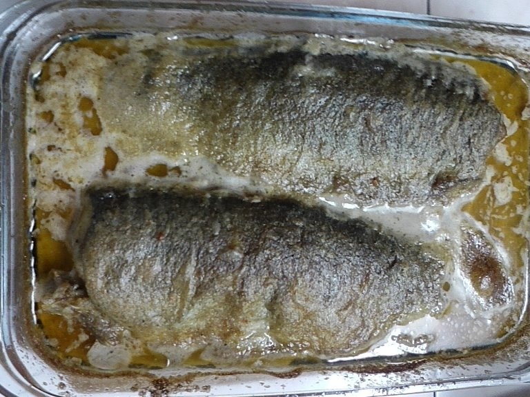 Pastrav cu sos de ciuperci